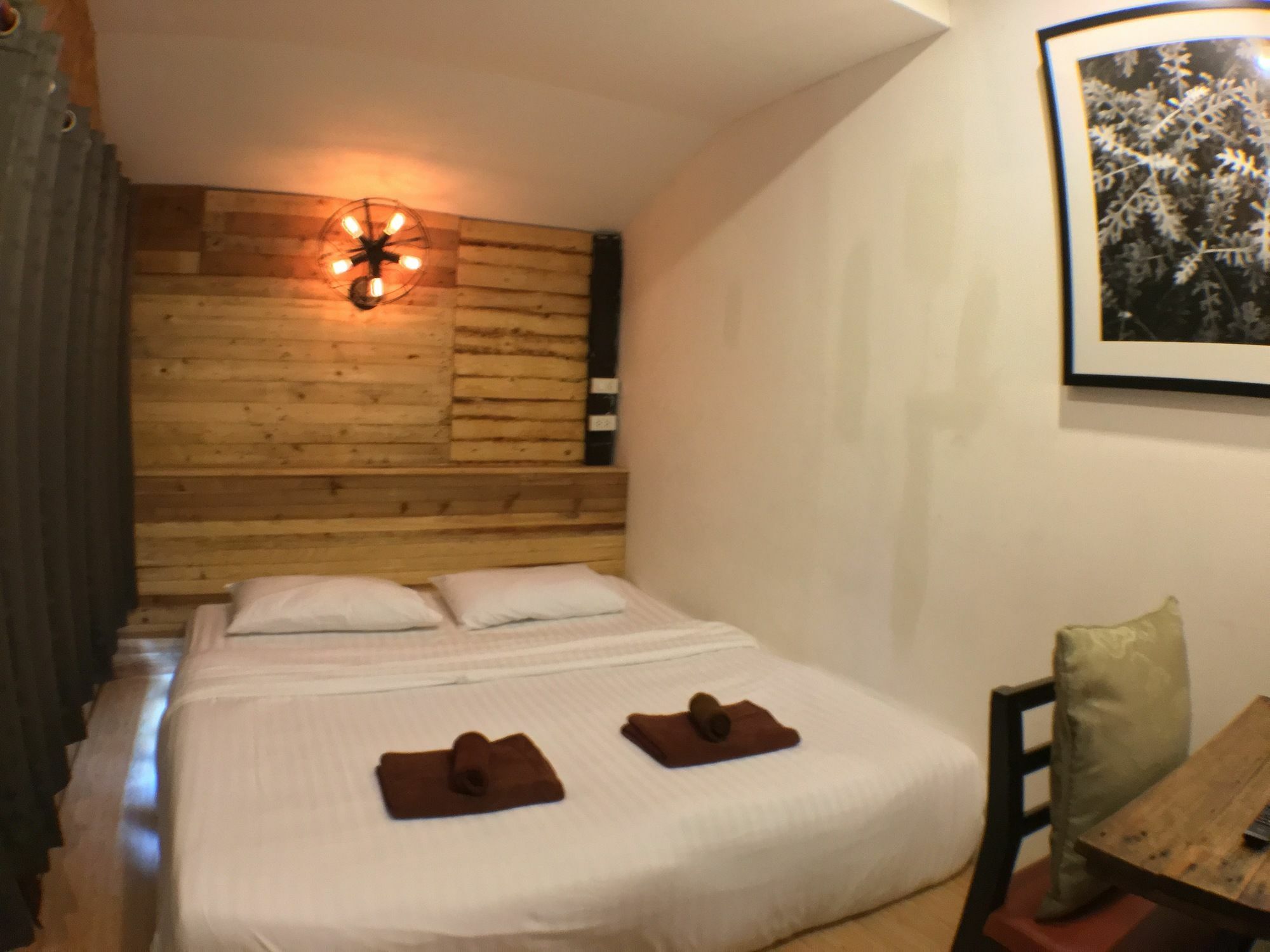 Jao Hostel & Cafe Chiang Mai Zewnętrze zdjęcie