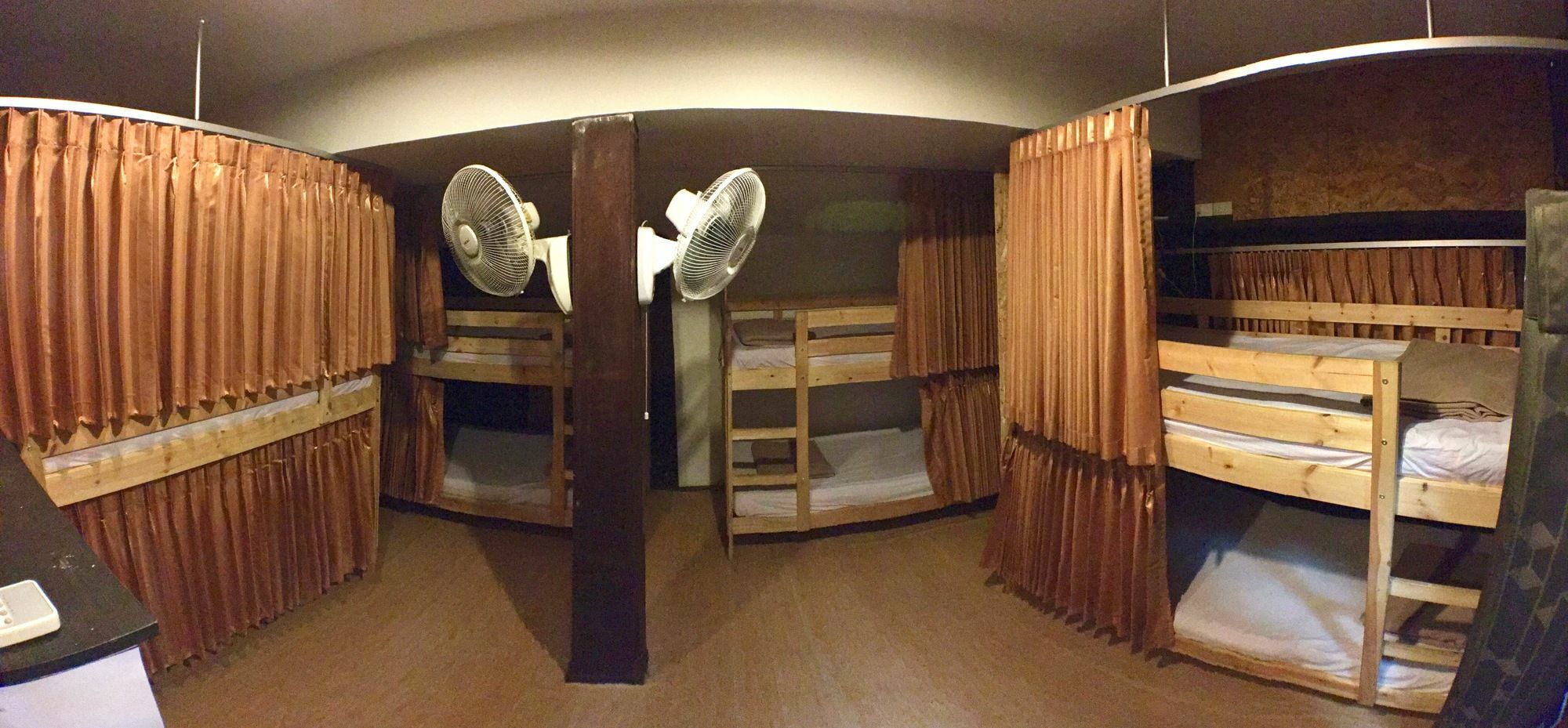 Jao Hostel & Cafe Chiang Mai Zewnętrze zdjęcie