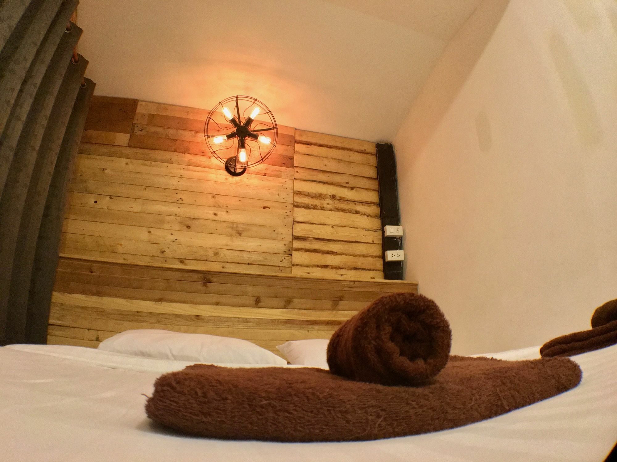 Jao Hostel & Cafe Chiang Mai Zewnętrze zdjęcie